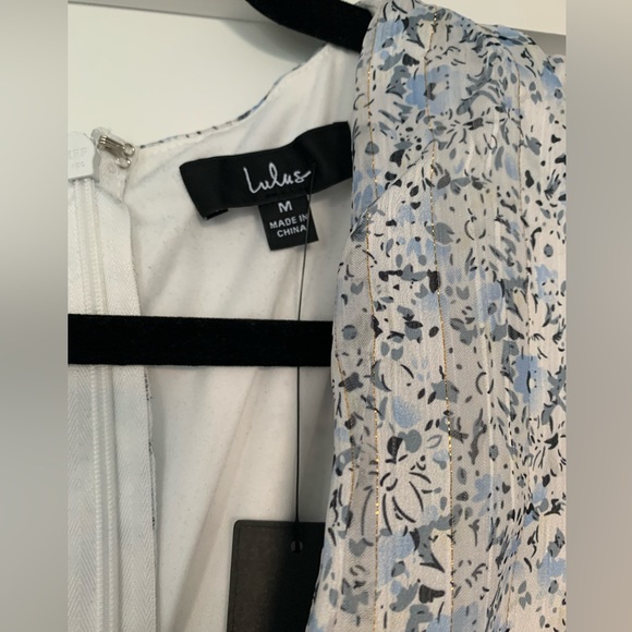 Lulu’s budding love white floral print puff sleeve cutout mini dress NWT - Picture 5 of 7